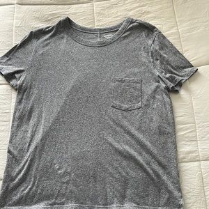 old navy oversized tee w pocket